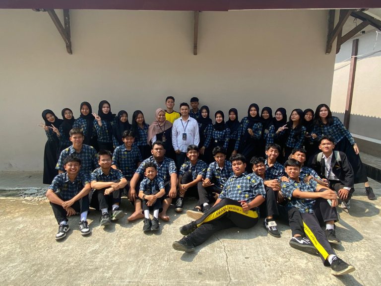 Dosen Itera Kenalkan Dunia Migas di SMA Negeri 7 Bandar Lampung
