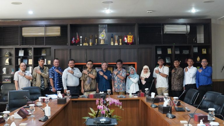 Penandatanganan Kerja Sama FTI Itera dan FTTM ITB Menuju Integrasi Pendidikan Berkelanjutan